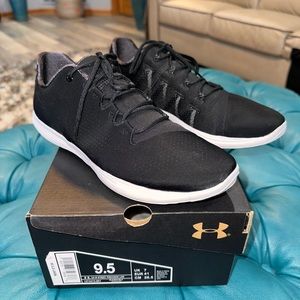 Under Armour Sneakers